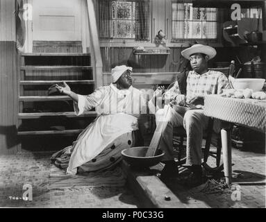 Original Film Titel: SHOW BOAT. Englischer Titel: SHOW BOAT. Regisseur: James Whale. Jahr: 1936. Stars: HATTIE MCDANIEL; PAUL ROBESON. Quelle: UNIVERSAL PICTURES/Album Stockfoto