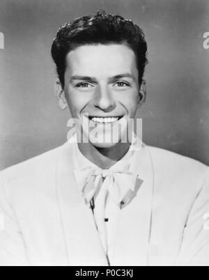 Original Film Titel: BIS DIE WOLKEN DURCH. Englischer Titel: BIS DIE WOLKEN DURCH. Regisseur: RICHARD WHORF. Jahr: 1946. Stars: Frank Sinatra. Credit: MGM /Album Stockfoto