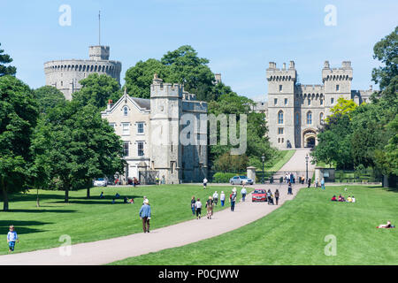 Schloss Windsor von langen Spaziergang, Windsor, Berkshire, England, Vereinigtes Königreich Stockfoto