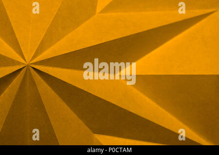 Orange, Citrus PANTONE 14-0955, Origami, gefaltetes Papier Textur, einer Farbe, einer Farbe, Nahaufnahme, Makro Zusammenfassung, kantiges Design Element. Stockfoto