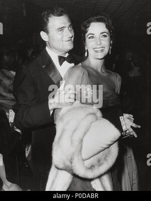 Stars: MIKE TODD; Elizabeth Taylor. Stockfoto