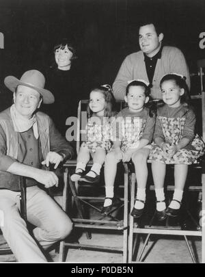 Original Film Titel: EL DORADO. Englischer Titel: EL DORADO. Regisseur: Howard Hawks. Jahr: 1966. Stars: JOHN WAYNE. Quelle: Paramount Pictures/Album Stockfoto