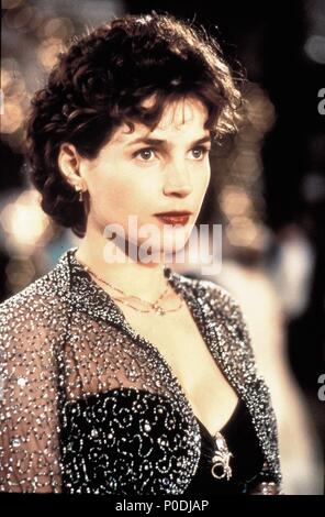 Original Film Titel: Sabrina. Englischer Titel: Sabrina. Regisseur: Sydney Pollack. Jahr: 1995. Stars: Julia Ormond. Quelle: Paramount Pictures/Album Stockfoto