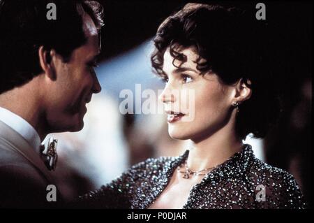 Original Film Titel: Sabrina. Englischer Titel: Sabrina. Regisseur: Sydney Pollack. Jahr: 1995. Stars: Julia Ormond. Quelle: Paramount Pictures/Album Stockfoto