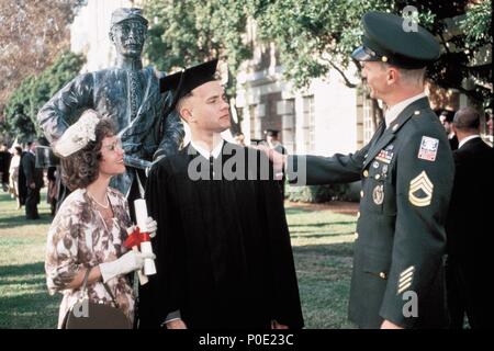 Original Film Titel: FORREST GUMP. Englischer Titel: FORREST GUMP. Regisseur: ROBERT ZEMECKIS. Jahr: 1994. Stars: Tom Hanks; SALLY FIELD. Quelle: Paramount Pictures/Album Stockfoto