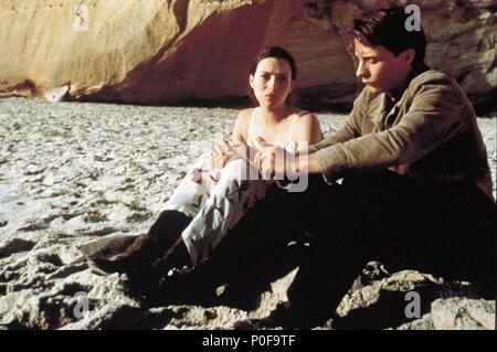 Original Film Titel: LAGRIMAS NEGRAS. Englischer Titel: schwarze Tränen. Regisseur: RICARDO FRANCO. Jahr: 1998. Stars: FELE MARTINEZ; ARIADNA GIL. Stockfoto