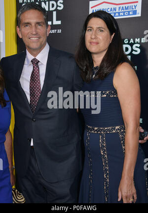 Jim Caviezel und seine Frau, Kerri Browitt VH-1 Big in 2004 Award Show