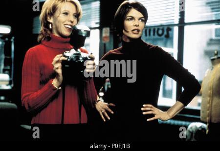 Original Film Titel: MICKEY BLUE EYES. Englischer Titel: MICKEY BLUE EYES. Regisseur: KELLY MAKIN. Jahr: 1999. Stars: Jeanne Tripplehorn. Quelle: UNIVERSAL PICTURES/Album Stockfoto