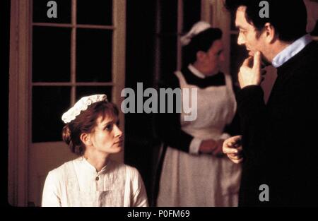 Original Film Titel: MARY REILLY. Englischer Titel: MARY REILLY. Regisseur: Stephen Frears. Jahr: 1996. Stars: Julia Roberts; Stephen Frears. Quelle: TRI STAR BILDER / Album Stockfoto