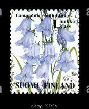 Storniert Briefmarke von Finnland gedruckt, zeigt, dass Harebell Blume, circa 1994. Stockfoto