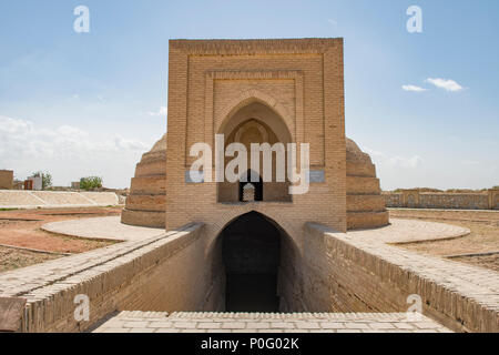 Sardoba Wasserbehälter in der Nähe von Buchara, Usbekistan Stockfoto