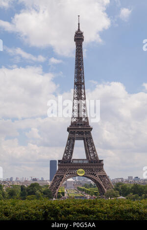 Eiffelturm fotografiert von den Jardins du Trocadéro, Paris, Frankreich, Europa. Stockfoto