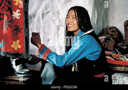 Original Film Titel: SIEBEN JAHRE IN TIBET. Englischer Titel: SIEBEN JAHRE IN TIBET. Regisseur: JEAN-JACQUES ANNAUD. Jahr: 1997. Stars: LHAKPA TSAMCHOE. Credit: MANDALAY ENTERTAINMENT/Album Stockfoto