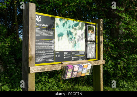 National Trust signage am Devils Damm auf der South Downs in East Sussex, England Stockfoto