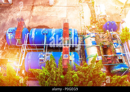 Schwarz big verwalten Wasserleitung, sauber und, Sicherheit Bewässerungsanlage für den Hintergrund. Platz kopieren, Ansicht von oben. Stockfoto