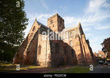 Die Kathedrale der heiligen und ungeteilten Dreifaltigkeit als Carlisle Cathedral Carlisle Cumbria England UK bekannt Stockfoto