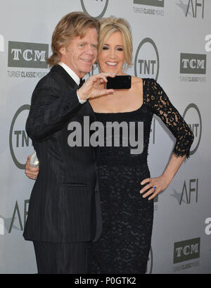 William Macy und Frau Felicity Huffman in der Jane Fonda geehrt mit American Film Institute Life Achievement Awards Gala im Dolby Theatre in Los Angeles. a William Macy und Frau Felicity Huffman - - - - - - - - - - - - - Red Carpet Event, Vertikal, USA, Filmindustrie, Prominente, Fotografie, Bestof, Kunst, Kultur und Unterhaltung, Topix Prominente Fashion/Vertikal, Besten, Event in Hollywood Leben - Kalifornien, Roter Teppich und backstage, USA, Film, Stars, Film Stars, TV Stars, Musik, Promis, Fotografie, Bestof, Kunst, Kultur und Unterhaltung, Topix, vertica Stockfoto