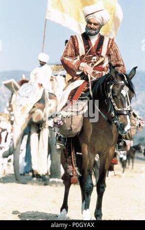 Original Film Titel: die Pavillons. Englischer Titel: The FAR PAVILIONS. Film Regie: PETER DUFFELL. Jahr: 1984. Stars: Omar Sharif. Credit: HBO/Album Stockfoto