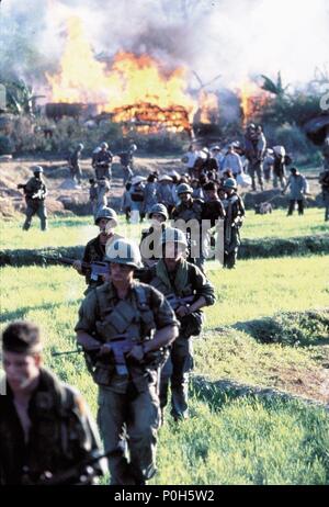 Original Film Titel: PLATOON. Englischer Titel: PLATOON. Regisseur: Oliver Stone. Jahr: 1986. Quelle: ORION BILDER / Album Stockfoto