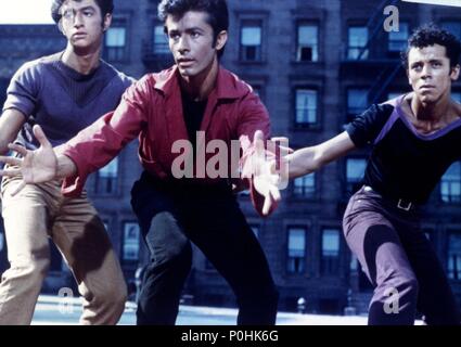 Original Film Titel: WEST SIDE STORY. Englischer Titel: WEST SIDE STORY. Regisseur: ROBERT WISE. Jahr: 1961. Stars: GEORGE CHAKIRIS. Credit: MIRISCH-7 Kunst/Künstler/Album Stockfoto