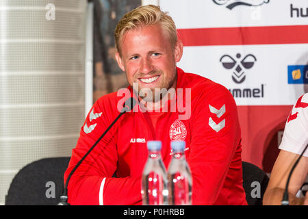 Brøndby, Dänemark - 8. Juni 2018. Dänische Torhüter Kasper Schmeichel nimmt an einer Pressekonferenz der dänischen Nationalmannschaft bei Bröndby Stadion vor dem Testspiel gegen Mexiko. (Foto: Gonzales Foto - Thomas Rasmussen). Stockfoto