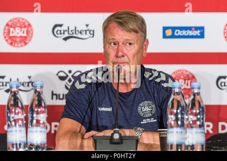 Brøndby, Dänemark - 8. Juni 2018. Dänemarks norwegischen Manager Åge Hareide nimmt an einer Pressekonferenz der dänischen Nationalmannschaft bei Bröndby Stadion vor dem Testspiel gegen Mexiko. (Foto: Gonzales Foto - Thomas Rasmussen). Stockfoto