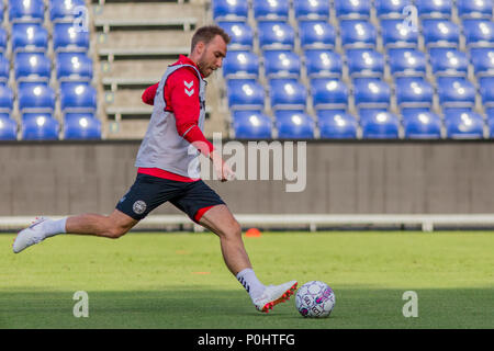 Brøndby, Dänemark - 8. Juni 2018. Christian Eriksen der dänischen Fußball-Nationalmannschaft beim Training vor dem Test Match gegen Mexiko in Brøndby Stadion gesehen. (Foto: Gonzales Foto - Thomas Rasmussen). Stockfoto