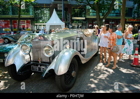 Berlin, Deutschland - Juni 09, 2018: Alte Rolls Royce Phantom in Berlin Classic Days, ein Oldtimer Automobil Messe für Oldtimer und historische Fahrzeuge am Kurfürstendamm / Ku'damm in Berlin Credit: hanohiki/Alamy leben Nachrichten Stockfoto