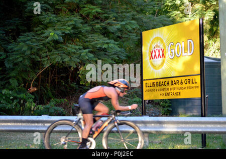 Cairns, Australien. 10. Juni 2018. Ironman pazifische Meisterschaft Triathlon Cairns Australien Credit: Karstu Fotografie/Alamy Live News Cairns, Australien. 10. Juni 2018. Ironman pazifische Meisterschaft Triathlon Cairns Australien Credit: Karstu Fotografie/Alamy leben Nachrichten Stockfoto