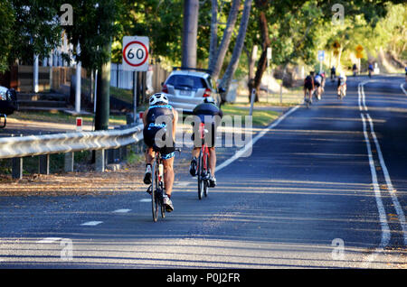 Cairns, Australien. 10. Juni 2018. Ironman pazifische Meisterschaft Triathlon Cairns Australien Credit: Karstu Fotografie/Alamy Live News Cairns, Australien. 10. Juni 2018. Ironman pazifische Meisterschaft Triathlon Cairns Australien Credit: Karstu Fotografie/Alamy Live NewsIronman Asien-Pazifik Meisterschaft Triathlon Cairns Australien Stockfoto