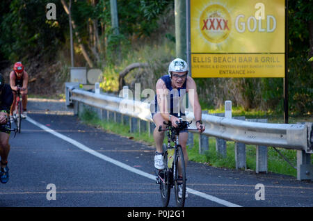 Cairns, Australien. 10. Juni 2018. Ironman pazifische Meisterschaft Triathlon Cairns Australien Credit: Karstu Fotografie/Alamy Live News Cairns, Australien. 10. Juni 2018. Ironman pazifische Meisterschaft Triathlon Cairns Australien Credit: Karstu Fotografie/Alamy Live News Ironman Asien-Pazifik Meisterschaft Triathlon Cairns. Stockfoto