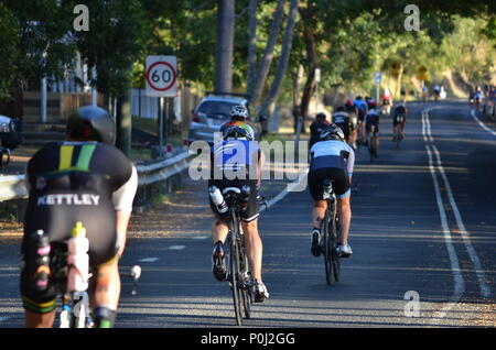 Cairns, Australien. 10. Juni 2018. Ironman pazifische Meisterschaft Triathlon Cairns Australien Credit: Karstu Fotografie/Alamy Live News Cairns, Australien. 10. Juni 2018. Ironman pazifische Meisterschaft Triathlon Cairns Australien Credit: Karstu Fotografie/Alamy Live News Ironman pazifische Meisterschaft Triathlon Cairns Australien Stockfoto