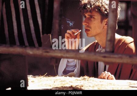 Original Film Titel: ASI EN EL CIELO COMO EN LA TIERRA. Englischer Titel: AUF DER ERDE, WIE ES IM HIMMEL IST. Regisseur: JOSÉ LUIS CUERDA. Jahr: 1995. Stars: GABINO DIEGO. Credit: ATRIUM PRODUKTIONEN, S.A./Album Stockfoto