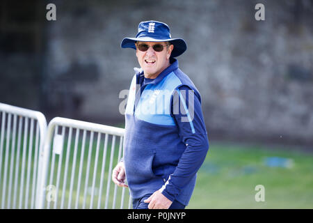 England Trainer Trevor Bayliss während einer Netze Session im The Grange, Edinburgh. Stockfoto