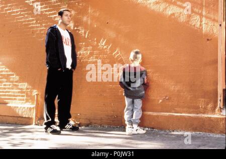 Original Film Titel: BIG DADDY. Englischer Titel: BIG DADDY. Regisseur: Dennis Dugan. Jahr: 1999. Stars: ADAM SANDLER. Credit: JACK GIARRAPUTO PRODUKTIONEN/ARONOWITZ, Meilen/Album Stockfoto