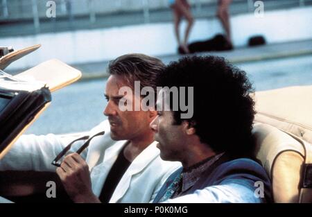 Original Film Titel: MIAMI VICE. Englischer Titel: MIAMI VICE. Jahr: 1984. Stars: Don Johnson, PHILIP MICHAEL THOMAS. Quelle: UNIVERSAL TV/Album Stockfoto
