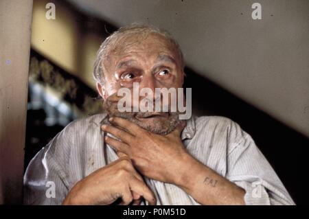 Original Film Titel: TORRENTE EL BRAZO TONTO DE LA LEY. Englischer Titel: TORRENTE DER DUMME ARM DES GESETZES. Regisseur: Santiago Segura. Jahr: 1998. Stars: TONY LEBLANC. Credit: ROCABRUNO/KARTELL/Album Stockfoto
