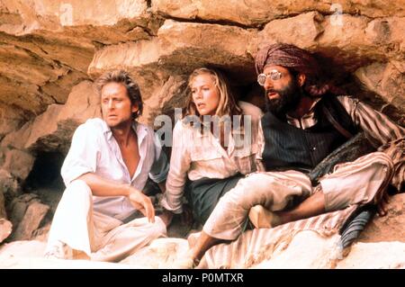 Original Film Titel: THE JEWEL OF THE NILE. Englischer Titel: The JEWEL OF THE NILE. Regisseur: LEWIS TEAGUE. Jahr: 1985. Stars: Kathleen Turner, Michael Douglas, AVNER EISENBERG. Quelle: 20th Century Fox/Album Stockfoto