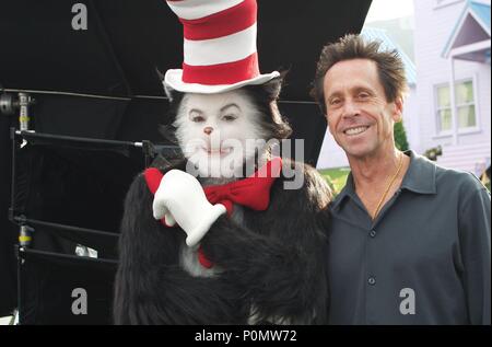 Original Film Titel: DR. SEUSS' die Katze im Hut. Englischer Titel: DR. SEUSS' die Katze im Hut. Regisseur: BO WELCH. Jahr: 2003. Stars: Mike Myers, Brian Grazer. Credit: UNIVERSAL STUDIOS/DREAMWORKS/GORDON, MELINDA SUE/Album Stockfoto