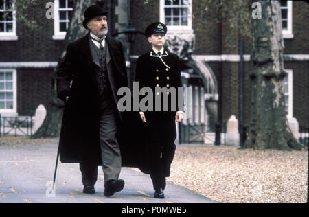 Original Film Titel: WINSLOW BOY. Englischer Titel: The WINSLOW BOY. Regisseur: David Mamet. Jahr: 1999. Stars: Nigel Hawthorne; GUY EDWARDS. Quelle: SONY PICTURES/DANIEL, Liam/Album Stockfoto