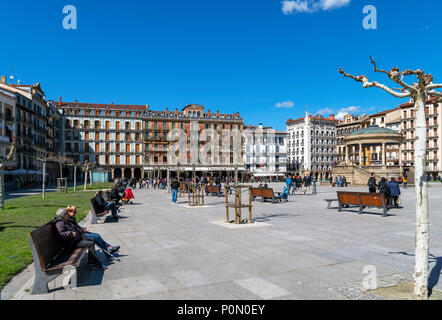 Pamplona, Spanien. Plaza del Castillo in der Altstadt (Casco Antiguo), Pamplona, Navarra, Spanien Stockfoto