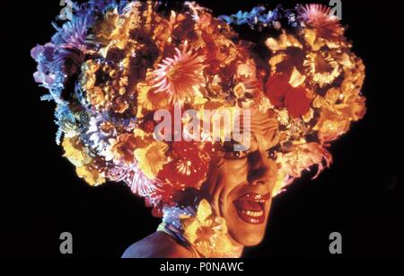 Original Film Titel: Die Abenteuer von Priscilla, Königin der Wüste. Englischer Titel: Die Abenteuer von Priscilla, Königin der Wüste. Regisseur: Stephan Elliott. Jahr: 1994. Stars: Hugo Weaving. Credit: POLYGRAM/Album Stockfoto