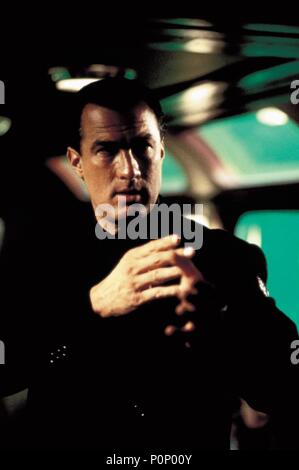 Original Film Titel: Under Siege 2: Dark Territory. Englischer Titel: Under Siege 2: Dark Territory. Regisseur: GEOFF MURPHY. Jahr: 1995. Stars: Steven Seagal. Quelle: WARNER BROTHERS/Album Stockfoto