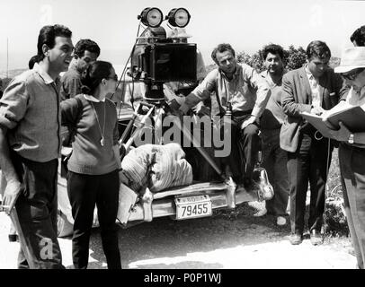 Original Film Titel: Alexis Zorbas. Englischer Titel: "Alexis Sorbas". Regisseur: MICHALIS KAKOYANNIS. Jahr: 1964. Stars: MICHALIS KAKOYANNIS. Quelle: 20th Century Fox/Album Stockfoto