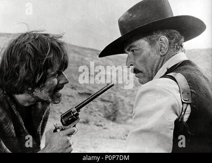 Original Film Titel: LA RESA DEI CONTI. Englischer Titel: BIG GUNDOWN, DIE. Regisseur: SERGIO SOLLIMA. Jahr: 1966. Stars: Tomas Milian; Lee van Cleef. Credit: PRODUZIONI EUROPEE ASSOCIATI/Album Stockfoto