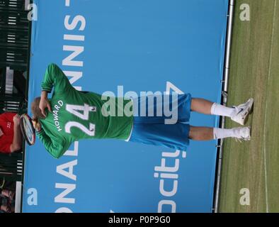 Liverpool, Großbritannien, John McEnroe unterhält in Liverpool Tennis Turnier credit Ian Fairbrother/Alamy Stockfotos Stockfoto