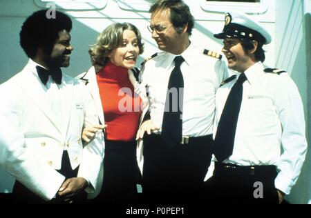 Original Film Titel: LOVE BOAT. Englischer Titel: LOVE BOAT. Jahr: 1977. Stars: BERNIE KOPELL; TED LANGE; LAUREN TEWES; FRED GRANDY. Credit: Aaron Spelling PROD./DOUGLAS S. CRAMER CO./Album Stockfoto