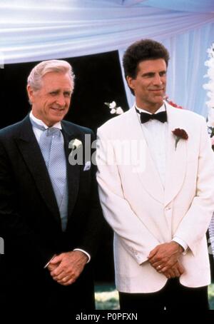 Original Film Titel: Cousins. Englischer Titel: Cousins. Regisseur: Joel Schumacher. Jahr: 1989. Stars: TED DANSON; Lloyd Bridges. Quelle: Paramount Pictures/Album Stockfoto