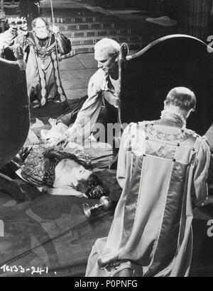 Original Film Titel: Hamlet. Englischer Titel: Hamlet. Regisseur: Laurence Olivier. Jahr: 1948. Stars: Laurence Olivier. Credit: Zwei Städte/Rang/Album Stockfoto