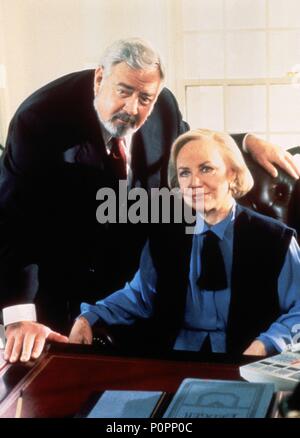 Original Film Titel: Perry Mason: FALL DER DAME IM SEE-TV. Englischer Titel: Perry Mason: FALL DER DAME IM SEE-TV. Regisseur: RON SATLOF. Jahr: 1988. Stars: Raymond Burr. Quelle: VIACOM BILDER / Album Stockfoto